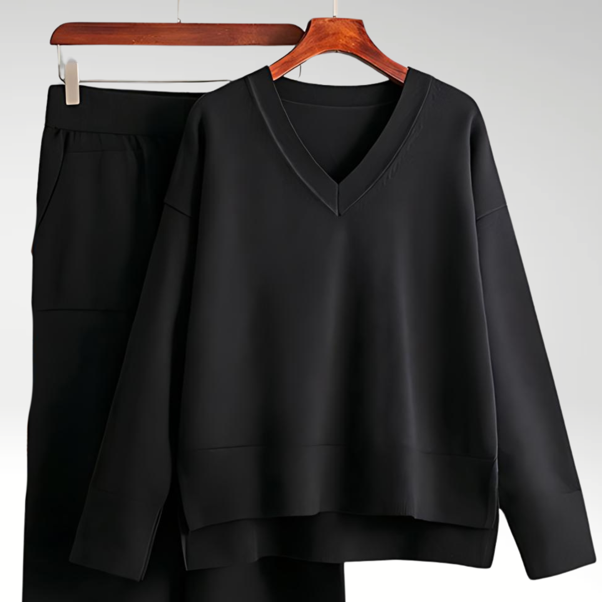 Evelyn | Luxusní dvoudílná souprava s výstřihem do V